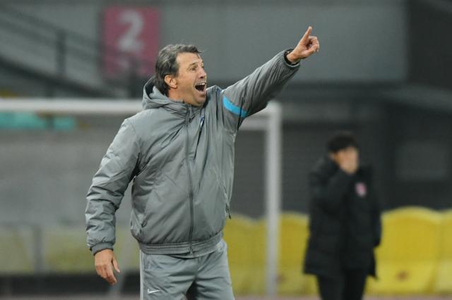 芒果体育-大连人命运在此一举！何塞：已摸清成都蓉城战术