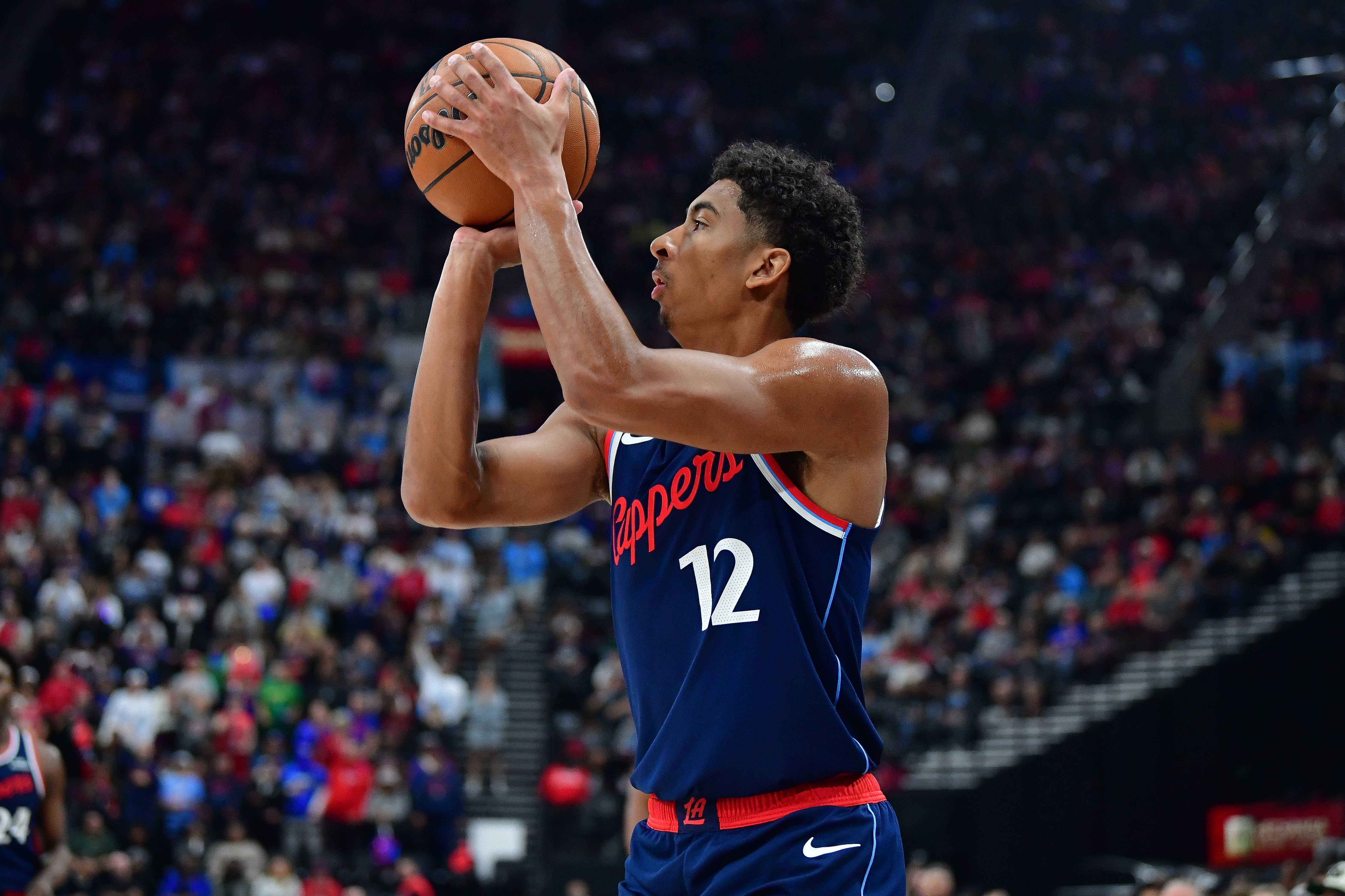 芒果体育官方网站-冲击7连胜！快船战公牛 卡梅隆·克里斯蒂出战成疑 小卡等人缺席